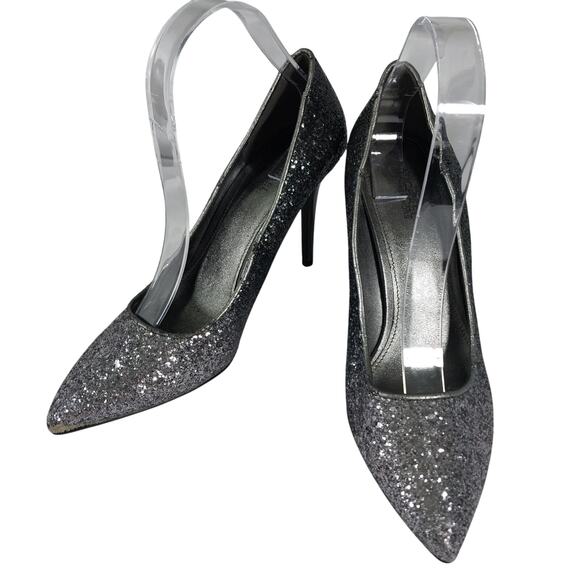 NWOT-1 SHOW! MICHAEL KORS! MOONLIGHT SILVER GLITTER CLASSIC HEELS/PUMPS! SZ 7.5M - Picture 3 of 10